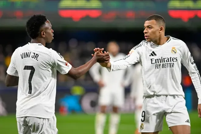 Xabi Alonso ka përpara një sfidë të artë; të “ndezë motorët” e Mbappé dhe Vinicius