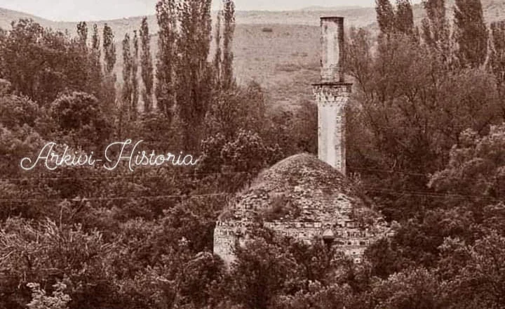 Xhamia Mehmet Pasha Tabanovcë – Një nga xhamitë më të vjetra në Ballkan, mendohet se është ndërtuar në vitin 1380, madje para Luftës së Kosovës