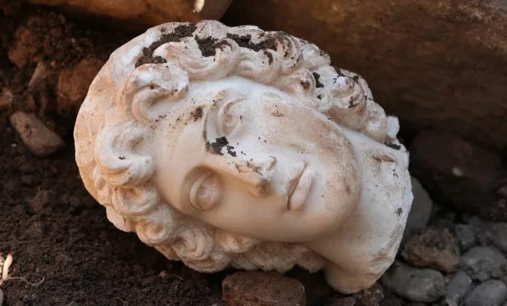 Zbulohet në Turqi statuja e Aleksandrit të Madh, daton prej shekullit të dytë