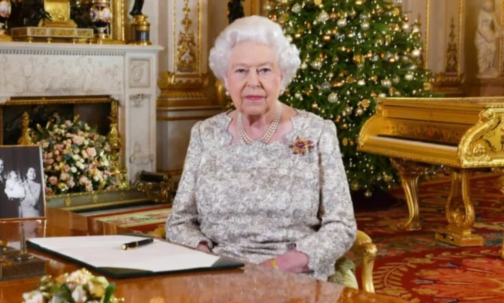 Zbulohet shënimi i fundit i Mbretëreshës Elizabeth! Çfarë shkroi dy ditë para vdekjes monarkia britanike?