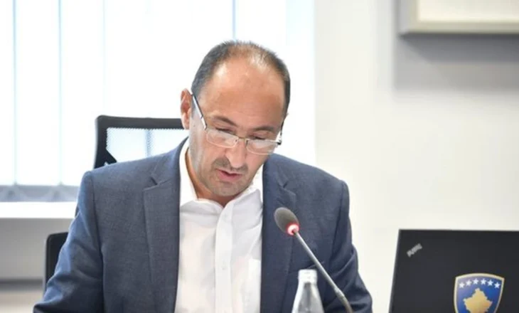 Zgjedhja e Dimal Bashës si kryeparlamentar sjell pakënaqësi, ministri i Mjedisit në Kosovë jep dorëheqjen