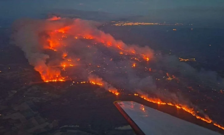 Zjarret apokaliptike në Francë/ Një viktimë dhe 13 të plagosur, banorët dhe turistët largohen nga zona