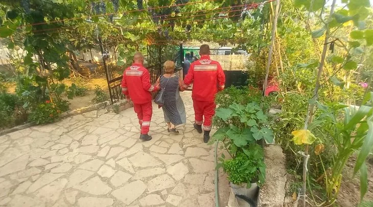 Zjarri u aktivizua nga rrufeja në Finiq, evakuohen banorët