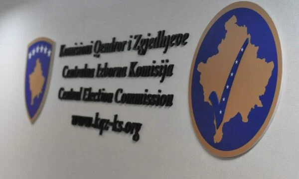44 mijë votues pjesëmarrës në regjistrim/ KQZ njoftim zyrtar: Më 17 shtator, votimi për Zgjedhjet Lokale në Kosovë