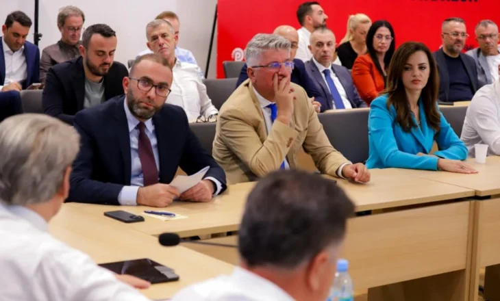 50 deputetë në 3 grupe parlamentare- PD ‘furnizon’ partinë e Metës dhe aleatët, Vokshi refuzon postin