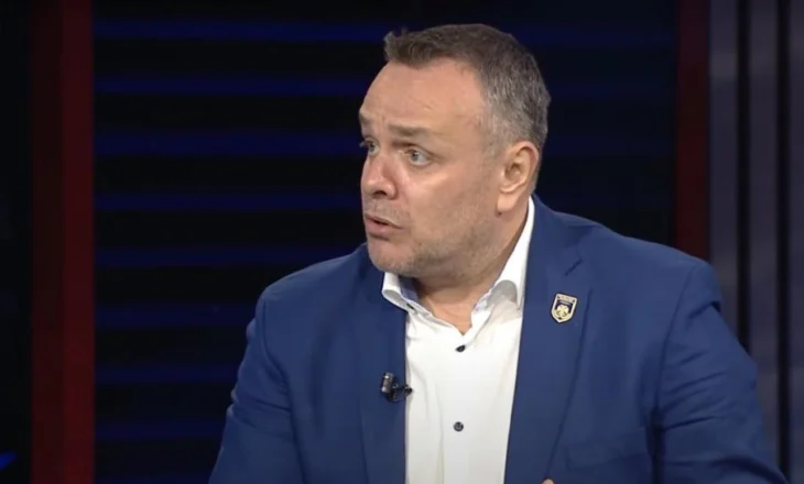 “900 plumba në minutë”/ Profesori i kriminalistikës, Karamuço zbulon armën e përdorur në masakrën e Shkodrës