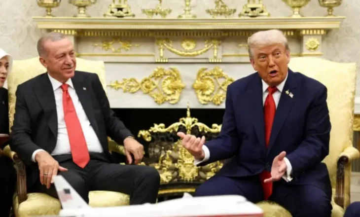 “Ai i njeh zgjedhjet e manipuluara më mirë se kushdo”, batuta dhe ironi gjatë takimit mes Trump dhe Erdogan