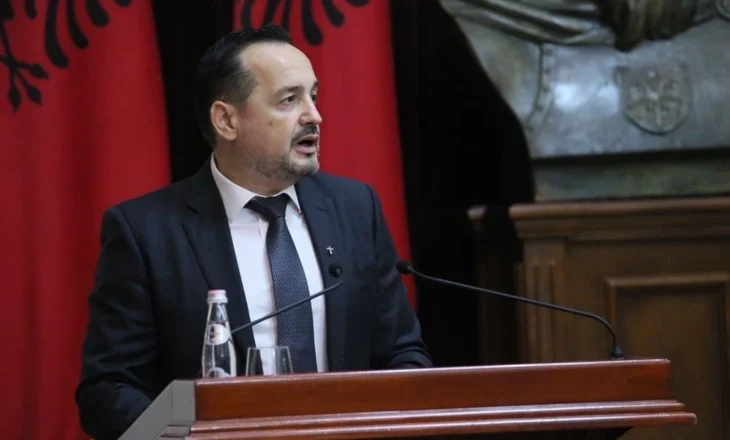 Akil Pano: Rama dhe bashkia e Tiranës duan të justifikojnë milionat që kanë marrë për LGBTQ