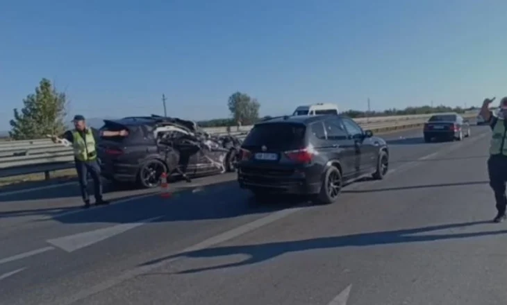 Aksident në autostradën Lushnje-Fier, fuoristrada përplaset me kamionin, një i plagosur rëndë