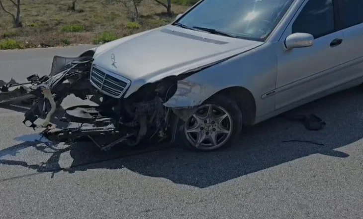 Aksident në Bypass-in e Vlorës, dy automjete përplasen me njëra-tjetrën