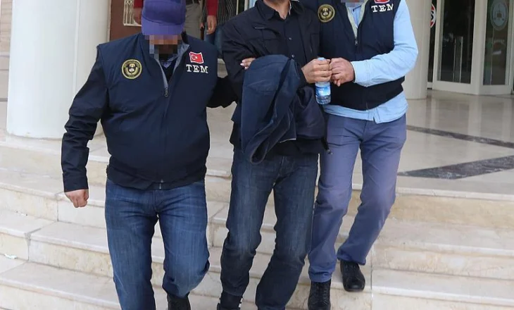 Akuzohet për korrupsion, arrestohet kryebashkiaku. Opozita turke nën presion