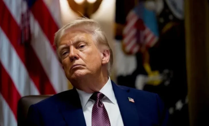 Analiza e BBC: Tri mënyra se si skandali Epstein mund të ndikojë te Trump