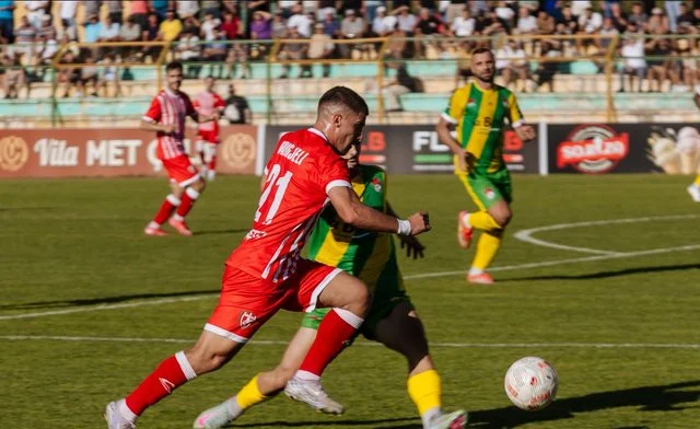 Arrihet marrëveshja, Lushnja zgjedh trajnerin e ri