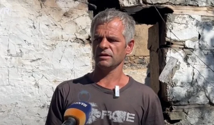 Banesa përpihet nga flakët në Maliq, familja me 3 fëmijë të mitur në qiell të hapur! Kryefamiljari: Na dogjën qëllimisht…