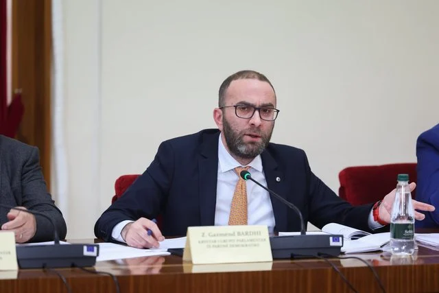 Bardhi në Konferencën e Kryetarëve: Shqyrtoni kërkesën tonë për shkarkimin e Niko Peleshit