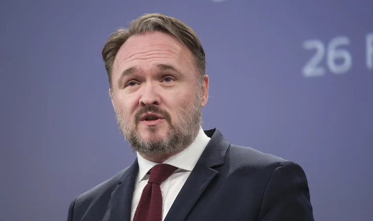 BE bën thirrje për ndërprerjen totale të importeve të energjisë nga Rusia