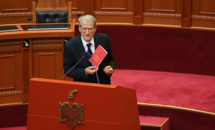 Berisha: Betohemi mbi Kushtetutë se do ua çjerrim maskën. Ju jeni rrezik për Europën dhe SHBA-të, se bashkëpunoni me organizata terroriste