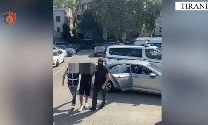 Bie në prangat e policisë 20-vjeçari/ Drogë me postë nga Spanja në Shqipëri, shpallet në kërkim porositësi i pakos