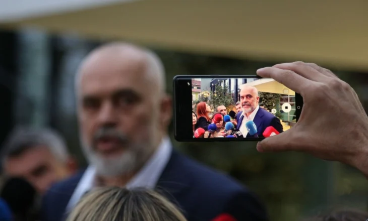 BIRN: Qeveria shpërblen me 5.1 milionë euro televizionet e mëdha për lirimin e frekuencave
