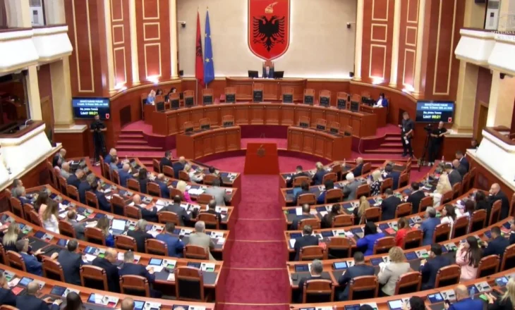 Caktohen kryetarët dhe nënkryetarët e komisioneve Parlamentare të drejtuara nga opozita, zbardhen emrat