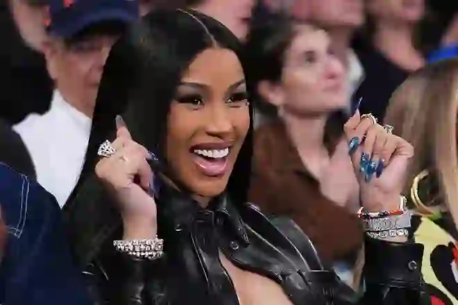 Cardi B e shkatërruar pasi humbi 13,000 dollarë në tualet: Nuk ia rekomandoj askujt