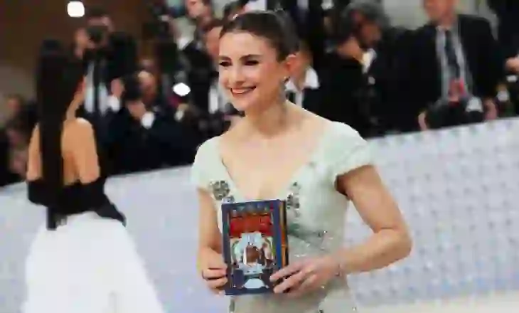 Chloe Malle bëhet redaktorja kryesore e Vogue America