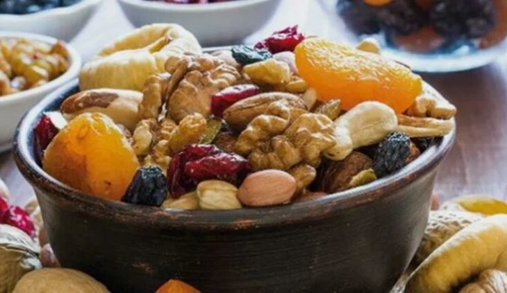 Cilat janë 4 frutat e thata që forcojnë zemrën, kockat dhe trurin