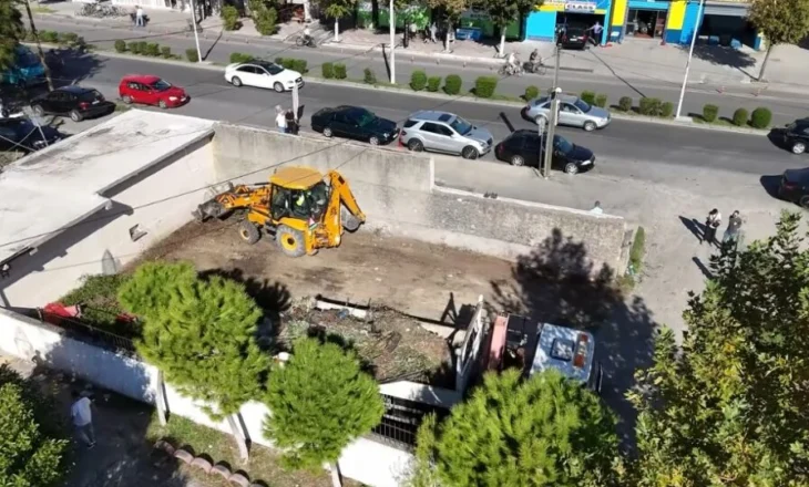 Çlirimi i hapësirave publike, Rama ndan të tjera pamje: Ecim, që nga Shkodra gjer në Vlorë!