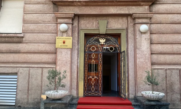 Debati në Konferencën e Kryetarëve, PD nuk heq dorë nga kërkesa për shkarkimin e Niko Peleshit: Mblidhni Këshillin e Legjislacionit