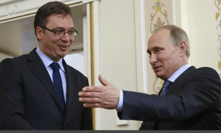 “Disa nuk të duan lider të Serbisë”, Vuçiç foli në rusisht me Putin për Kosovën: BE ka rënë!