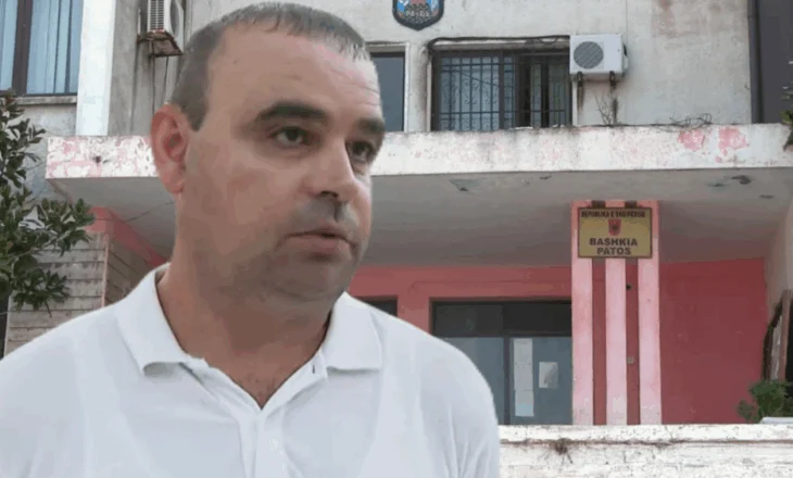 Diskriminim dhe shkarkim në Bashkinë Patos/ Pushohet nga puna pas ankesës sekretari i bashkisë, komisioneri për mbrojtjen i dha të drejtë