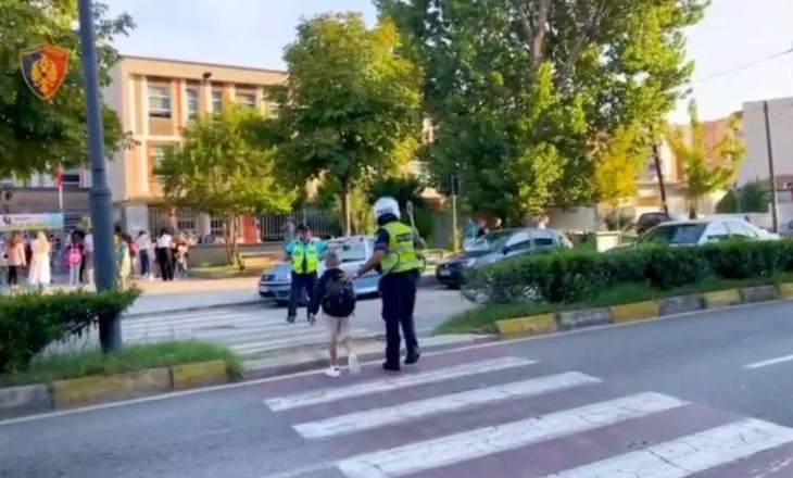 Drejtori i Policisë së Shtetit, mesazh për nisjen e vitit të ri shkollor: Siguria e fëmijëve, prioritet kryesor