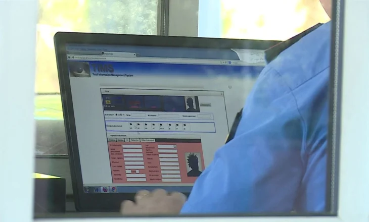 “Duhet pak korrupsion në familje”/ Nga shef i SHISH te kumari ilegal, USB-ja që zbuloi shkeljet e ish-drejtorit të Shërbimit Informativ