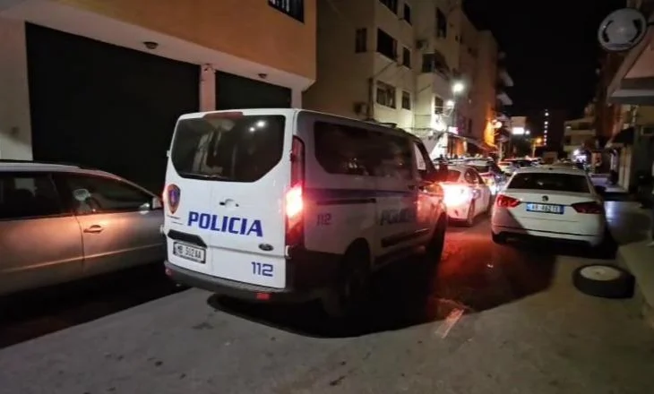 Durrës/ Gjendet i pajetë një person, dyshohet se është vrarë me thikë