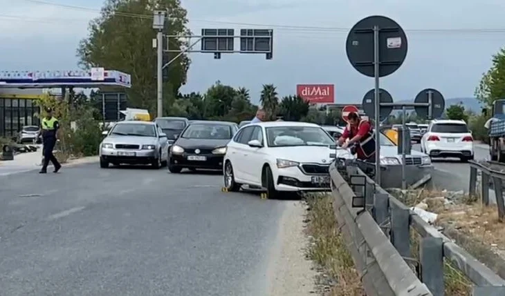 Dy aksidente brenda pak minutash tek “Pushimi i shoferit” në Lushnjë, ka të plagosur
