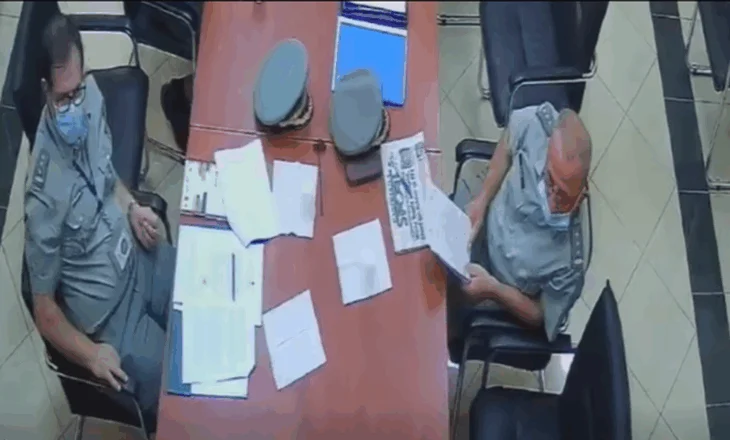 “E dua të mbyllur sot”/ Avokati nxjerr videon: Xhaçka urdhër ushtarakëve që pronat e ushtrisë t’u jepen oligarkëve