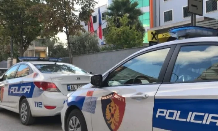 E morën me forcë nga shtëpia…/ Mbahet peng për disa orë 56 vjeçari në Kamëz, në kërkim 2 persona