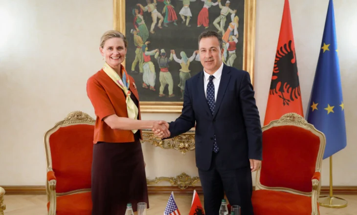 E Ngarkuara me Punë e SHBA zbarkon në Kuvend, VanHorn takon Peleshin, amerikanët kërkojnë kontroll të rreptë…
