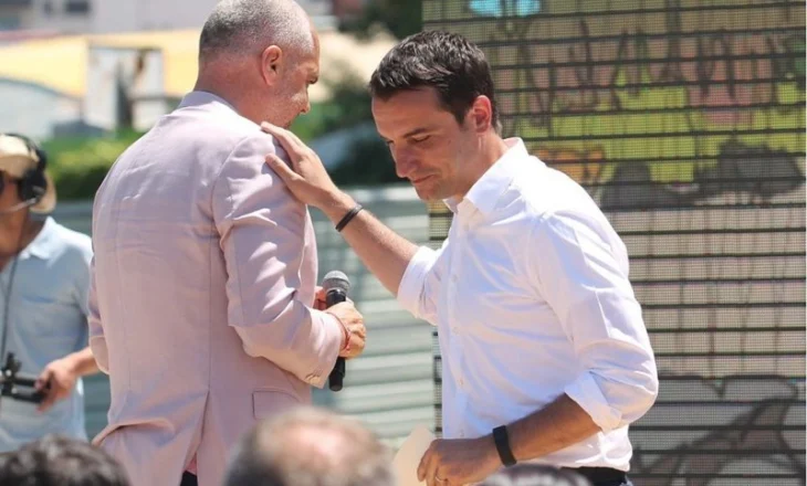 “E projektoi veten si pasues i Ramës para kohe…”/ Çështja Veliaj, reagon gazetari: Sot mori fund profili politik