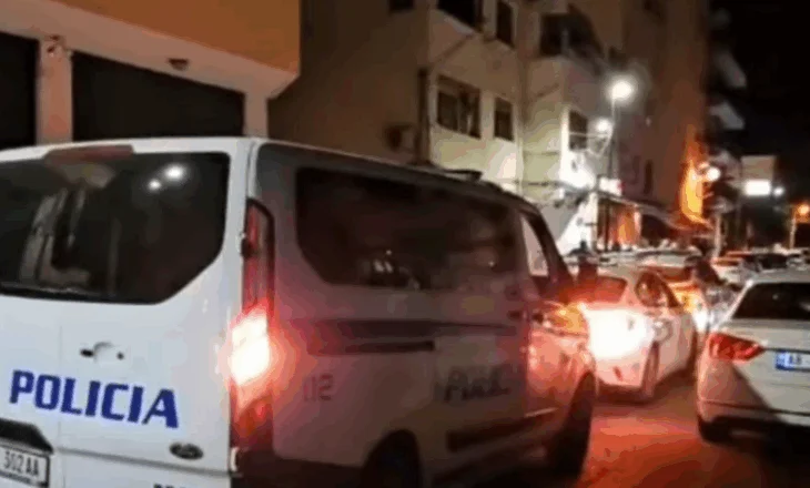 E rëndë në Durrës! 51-vjeçari vritet me thikë, nipi e gjen të pajetë në banesë