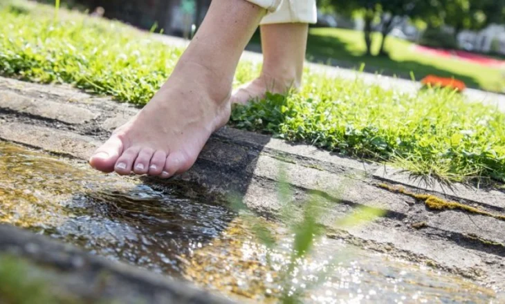 Ecja zbathur, një kënaqësi e vërtetë për këmbët tuaja