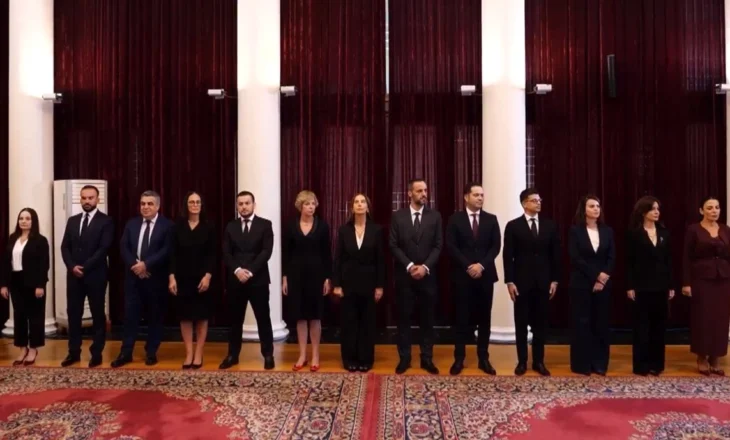 Edi Rama dhe ministrat betohen në Presidencë
