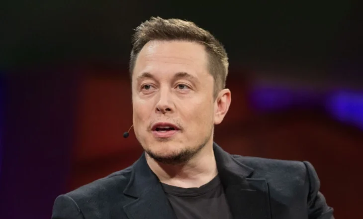 Elon Musk drejt statusit të trilionerit të parë: Tesla propozon paketën më të madhe të kompensimit në histori