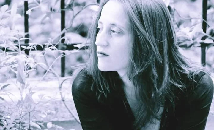 Elona Caslli: Babai më erdhi në ëndërr… ma preku kokën e djersitur…