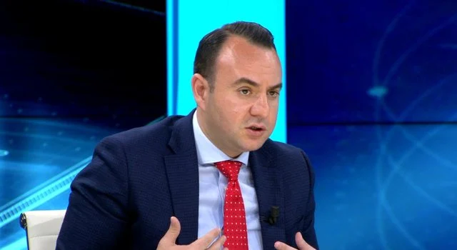 Emërimi surprizë brenda qeverisë ‘Rama’/ Ironizon deputeti: Tradhtarë në dispozicion, ca speca dhe domate që janë…
