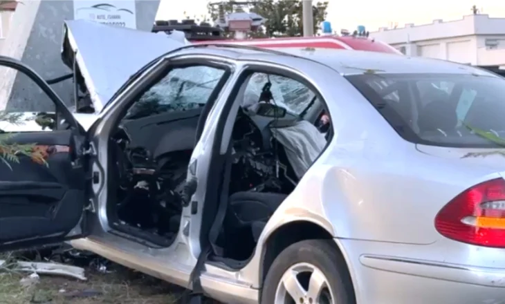 EMRAT – Aksident fatal në Shkodër- Hani i Hotit, humbin jetën babë e bir pasi makina përplaset me…