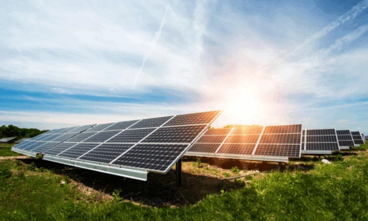Energjia diellore, tre aplikime të reja në MIE për një kapacitet të instaluar prej 105.6 MW