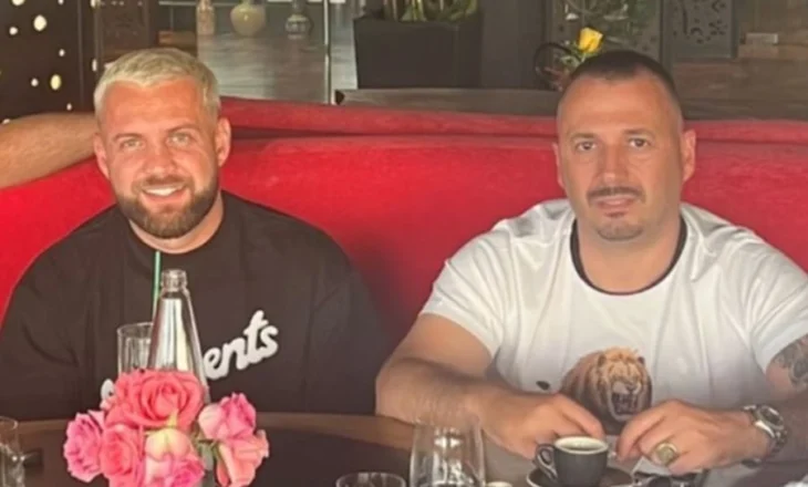 Erogen Vaso mik me Luiz Ejllin/ Këngëtari i shqetësuar për gjendjen shëndetësore të shokut të tij! I qëndron “mbi kokë” te Trauma