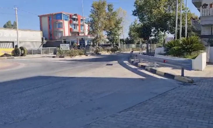 Fier – Dërgohen në gjyq dy të rinj që tentuan të vrasin një shtetas pas një konflikti banal në lagjen Sheq i Madh.