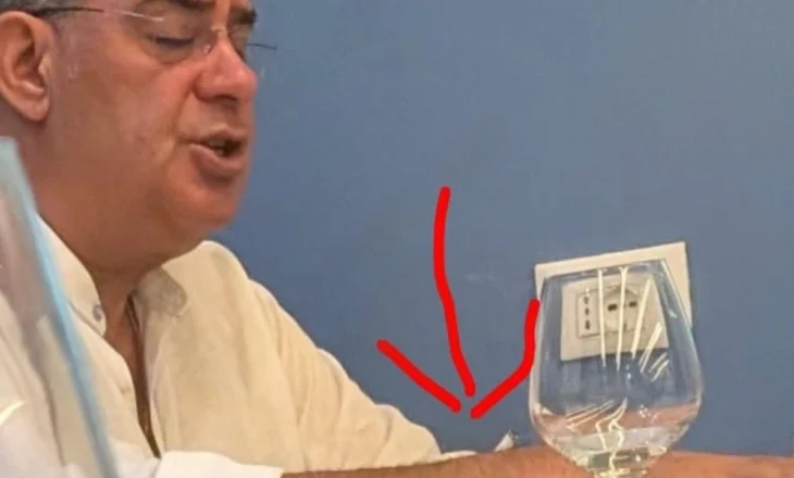 Foto me cigare në ambient të mbyllur, ministrja Albana Koçiu shkarkon zv.ministrin nga detyra